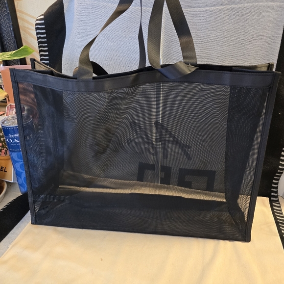 Aloha Black or Gray Mesh Tote Bag - Picture 6 of 7
